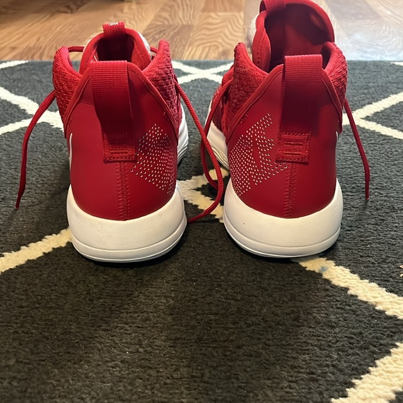 Red Nike High top shoes - Picture 3 of 5